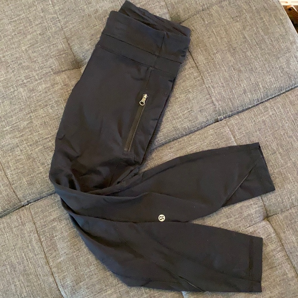 Lululemon black leggings